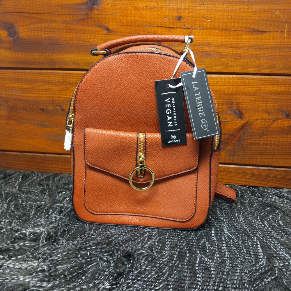 La Terre Vegan Backpack, PETA Approved Rust Pumpkin Color.